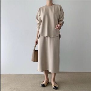 New T-Shirt & Skirt Set